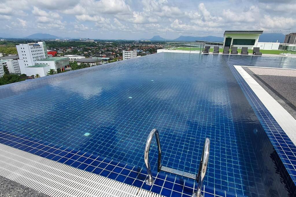 Kozi Square New Sgh Cozy Home 7A Kuching Exteriér fotografie